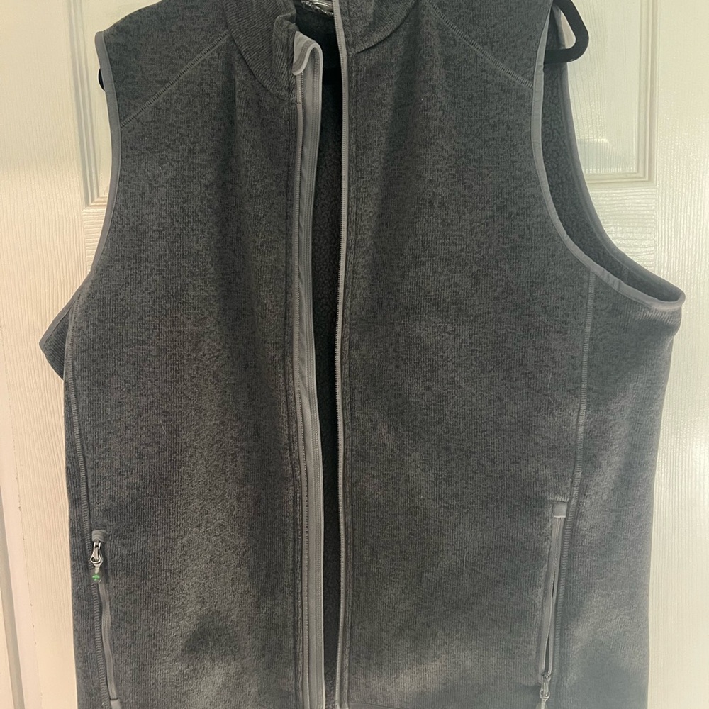 Men's XL Gray Vest